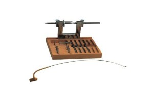 Utensile per pivottare