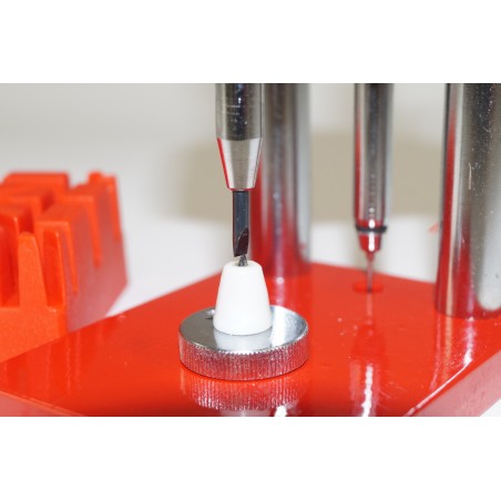 Utensile sperna bracciali