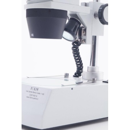 Microscopio 40 ingrandimenti