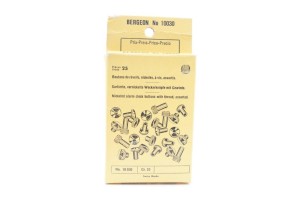 Assortimento bottoni per sveglie