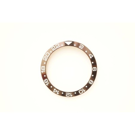 Lunetta di ceramica nera