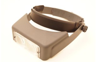 Lente binoculare a visiera