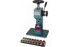 Pressa a cremagliera